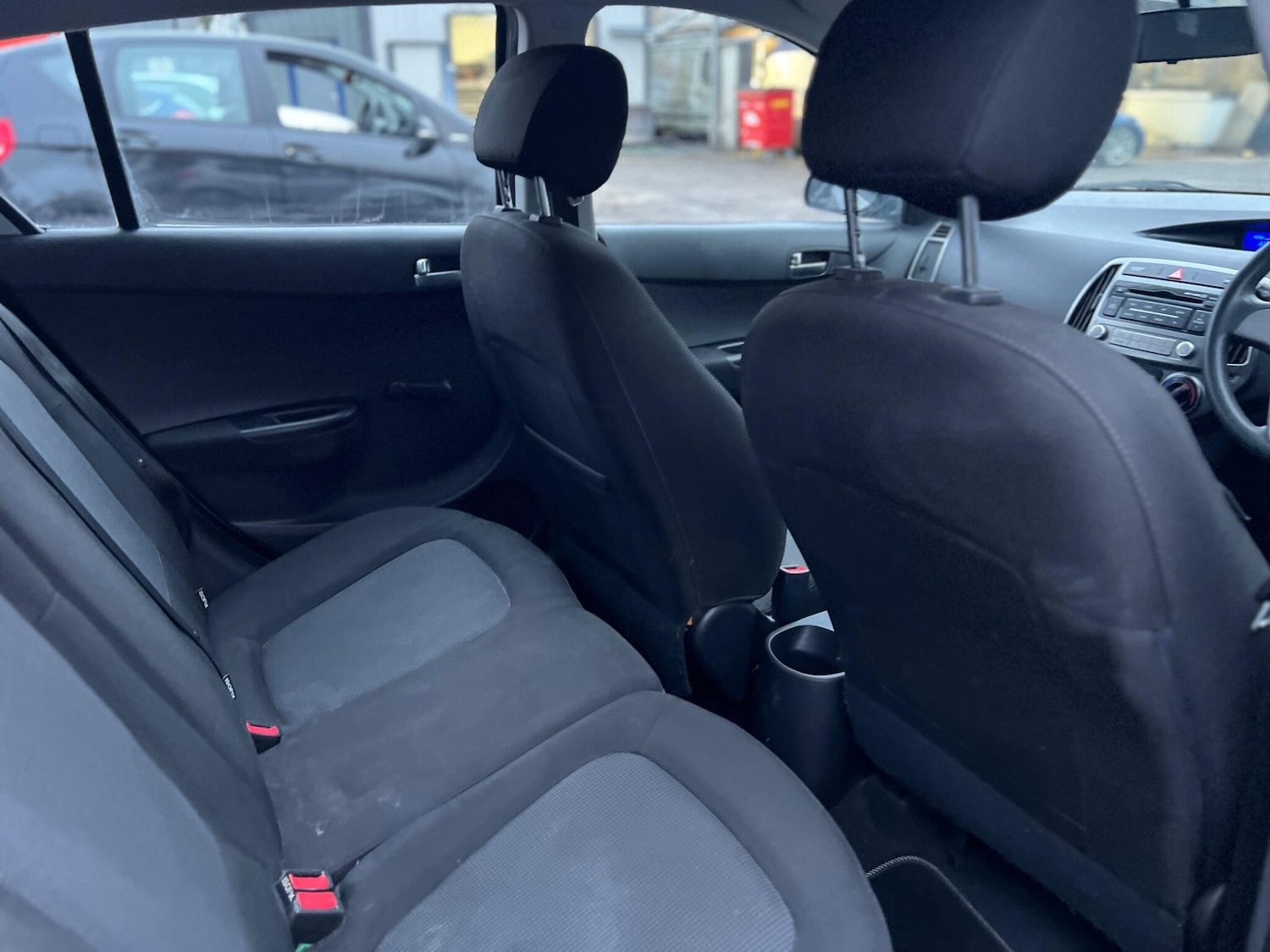 Used Hyundai i20 2013 for sale - 77215488: Photo 15