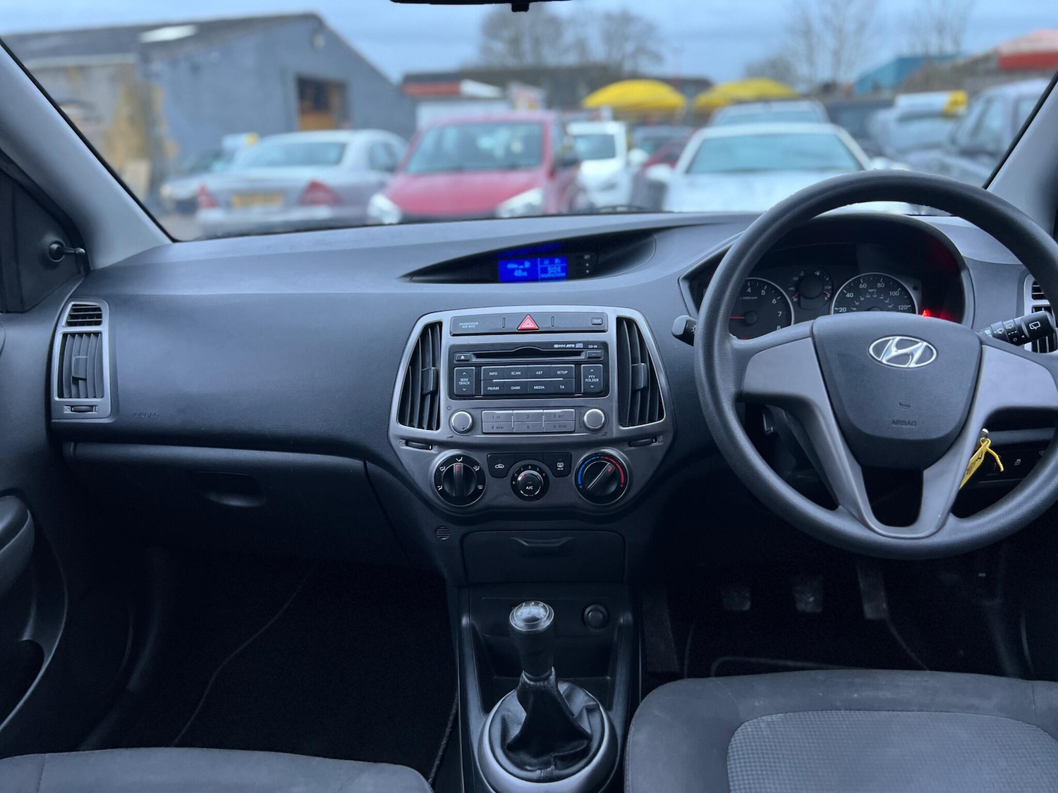 Used Hyundai i20 2013 for sale - 77215488: Photo 25