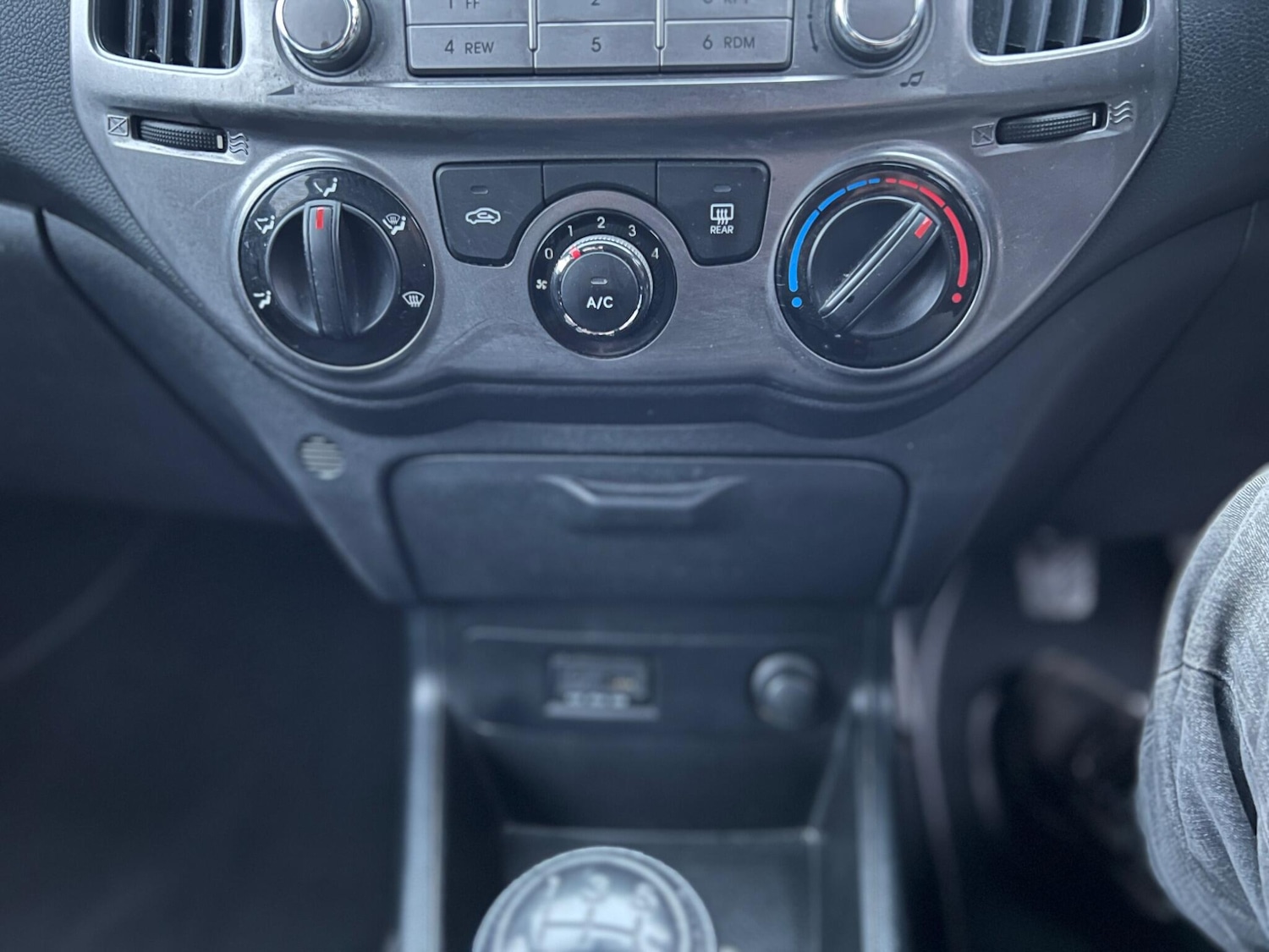 Used Hyundai i20 2013 for sale - 77215488: Photo 33