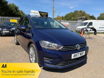 Used Volkswagen Golf SV 2017 for sale - 79464604: Photo
