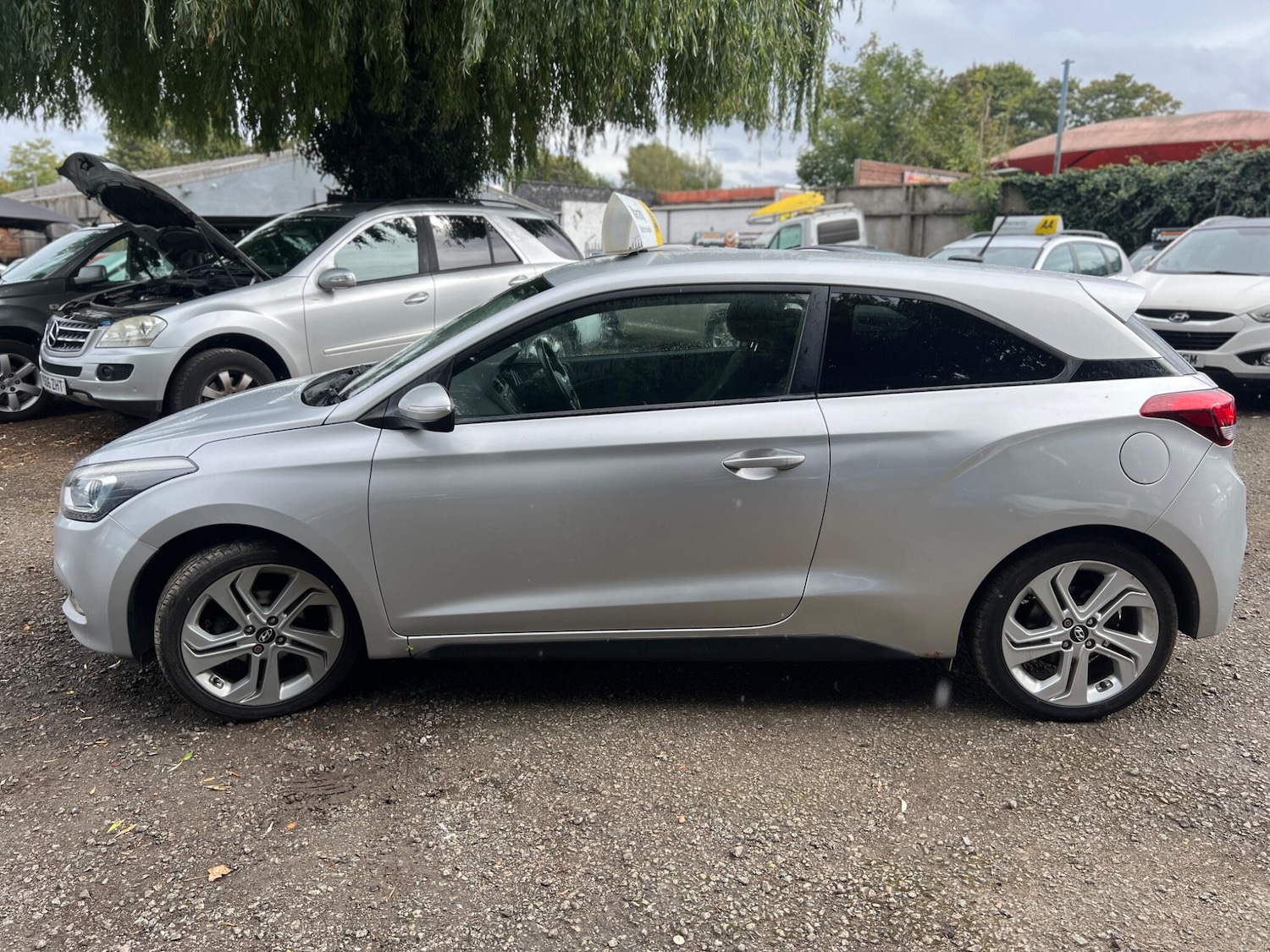 Used Hyundai i20 2015 for sale - 77559778: Photo 4