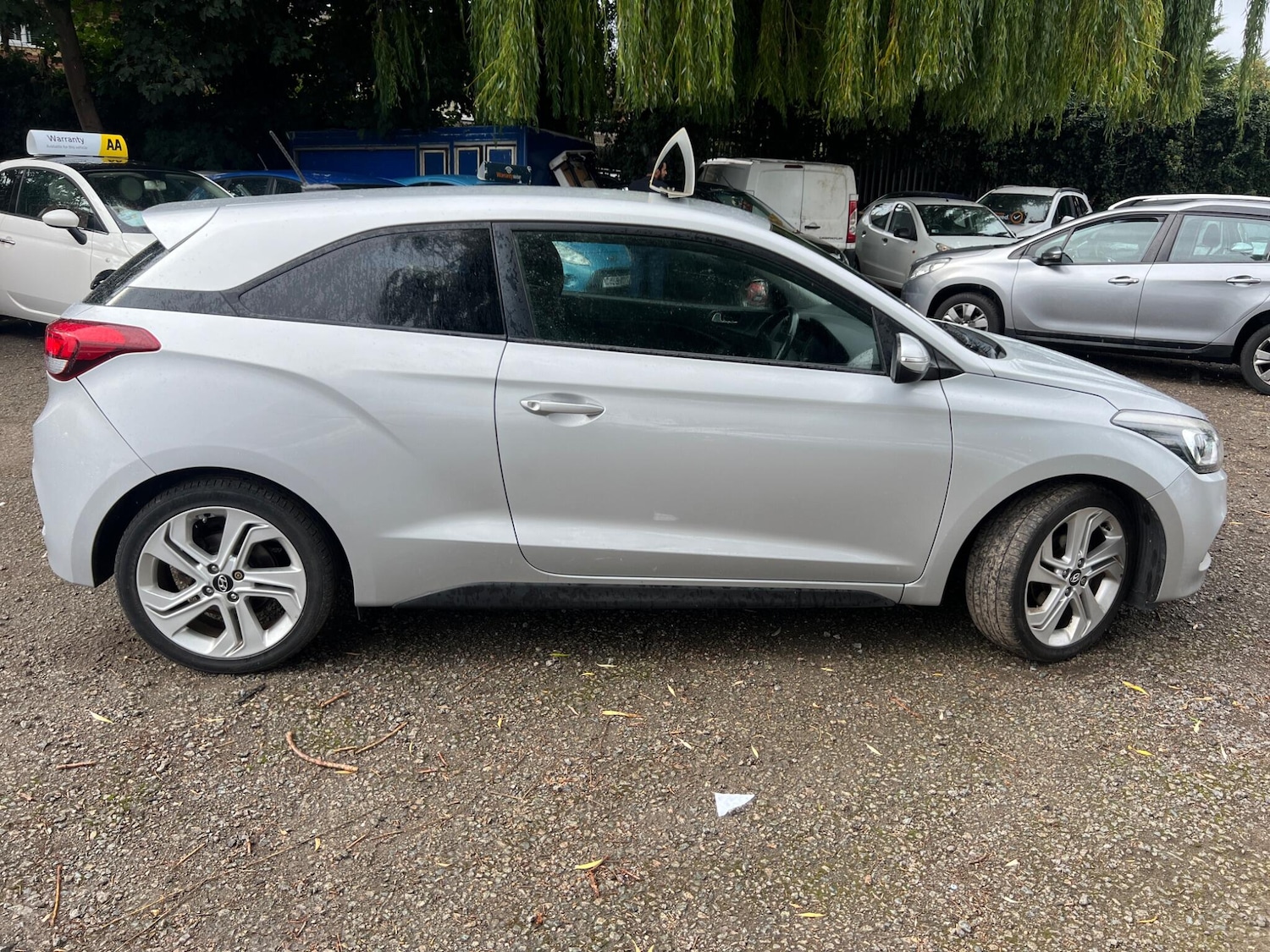 Used Hyundai i20 2015 for sale - 77559778: Photo 8