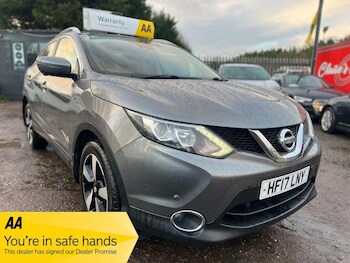 Used Nissan Qashqai 2017 for sale - 77479560: Photo