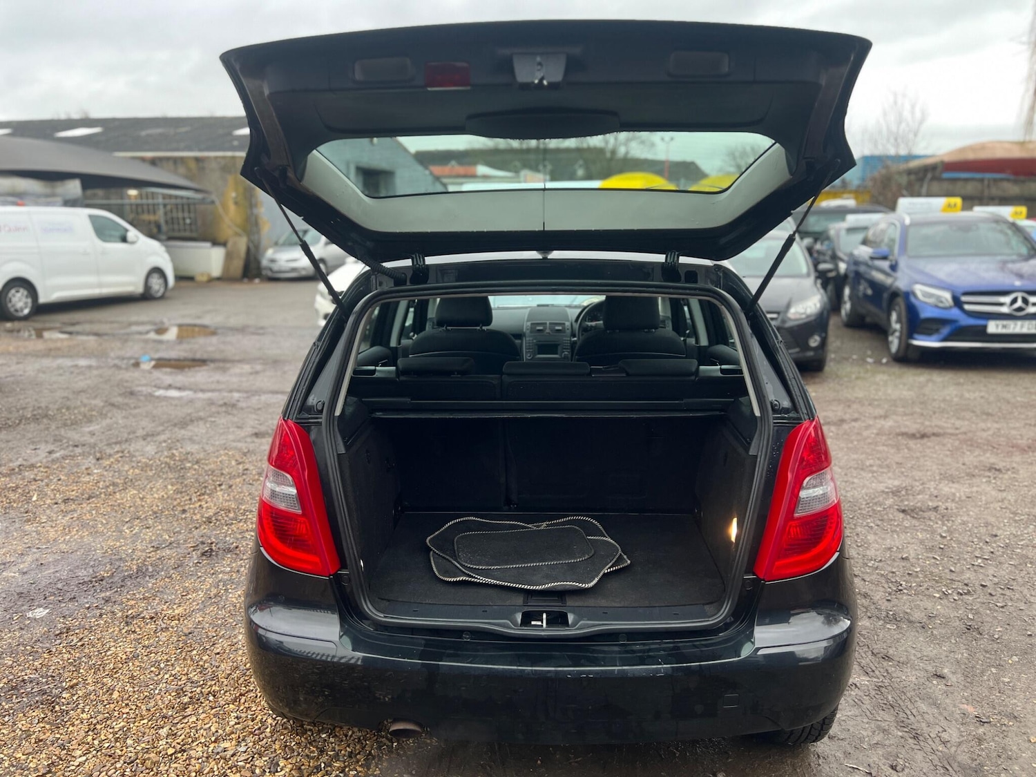 Used Mercedes-Benz A-Class 2012 for sale - 77155912: Photo 21