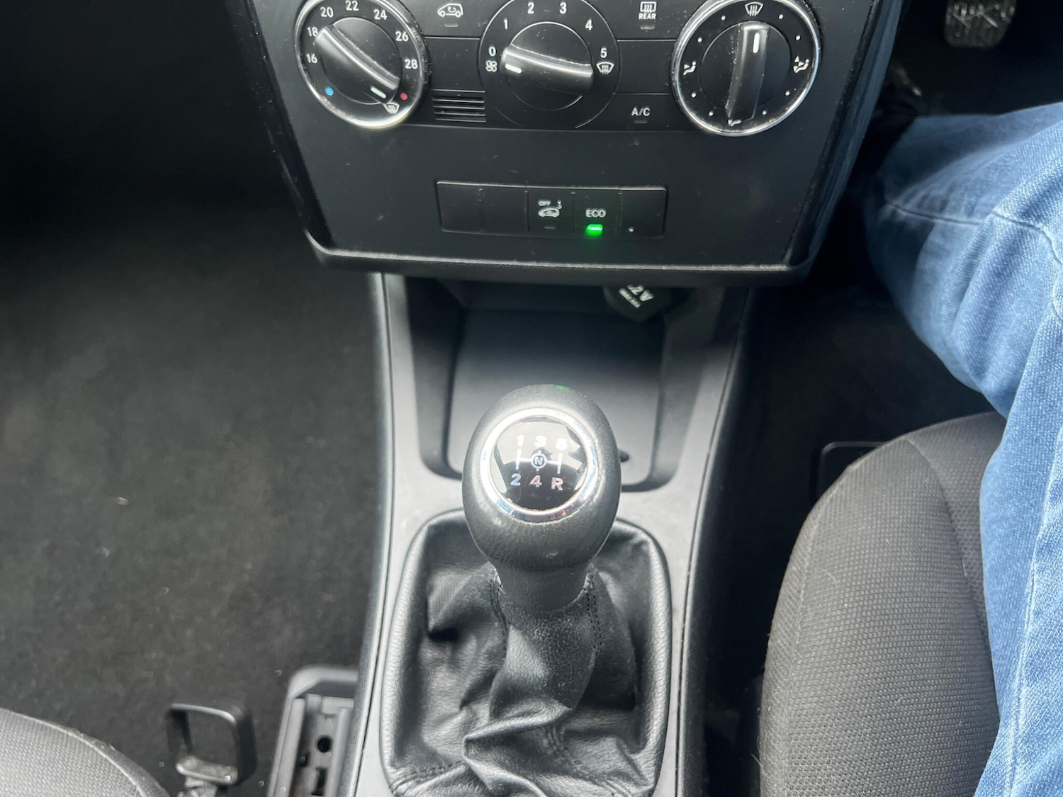 Used Mercedes-Benz A-Class 2012 for sale - 77155912: Photo 35