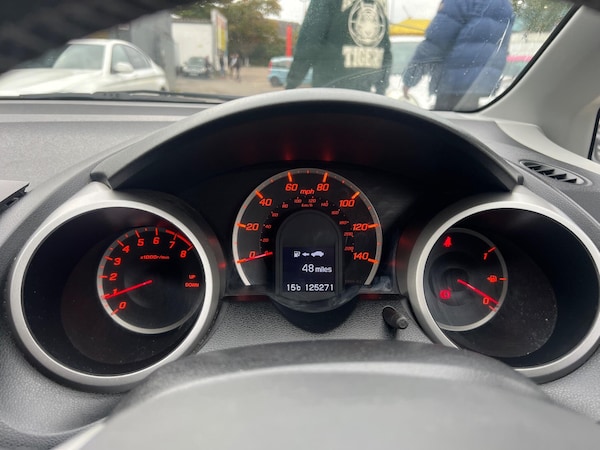 Used Honda Jazz 2010 for sale - 76084551: Photo 16