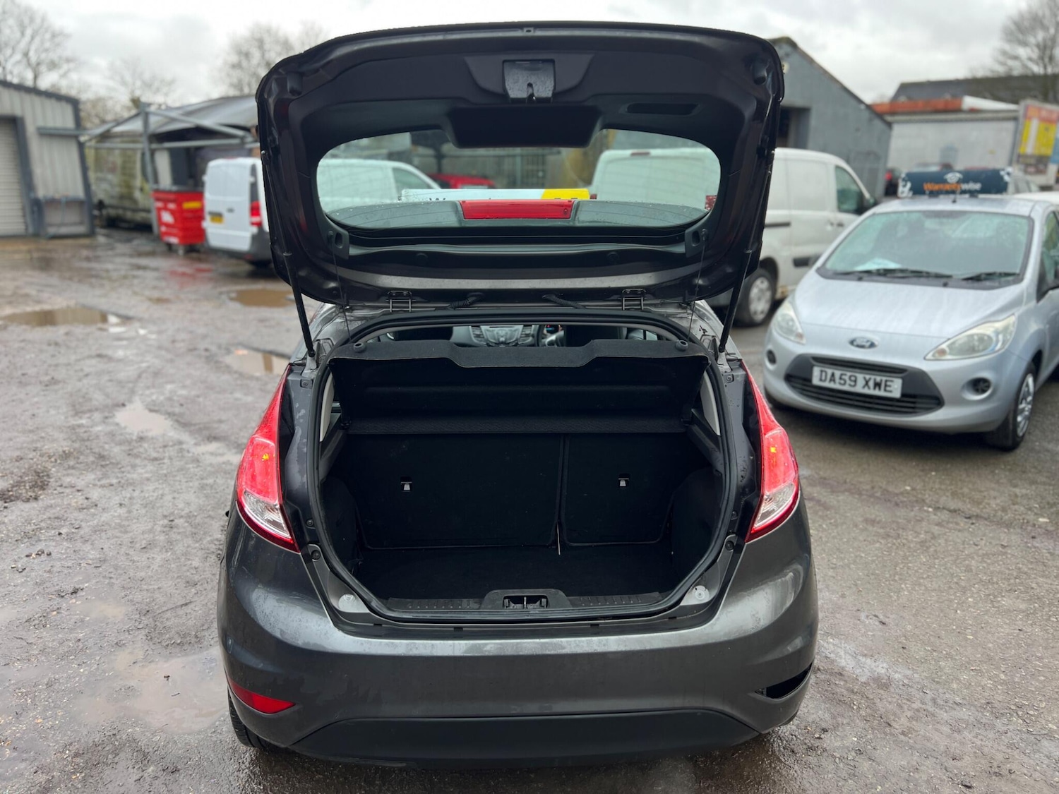 Used Ford Fiesta 2015 for sale - 77625278: Photo 16