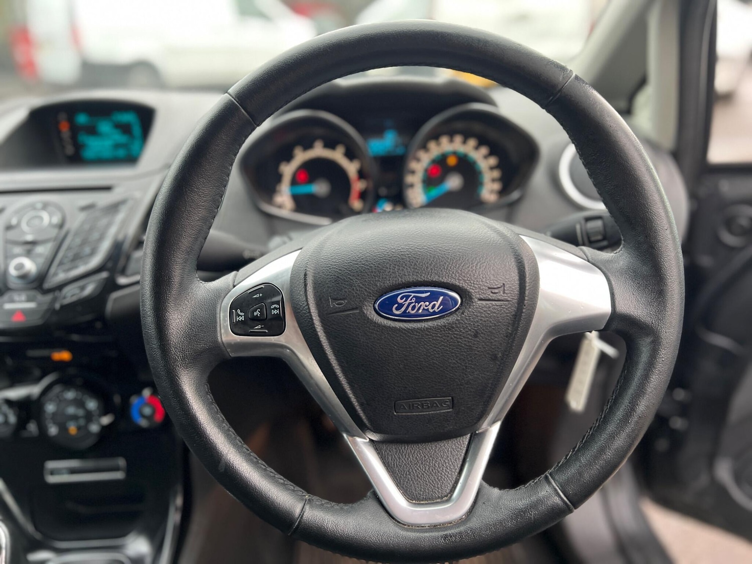 Used Ford Fiesta 2015 for sale - 77625278: Photo 20