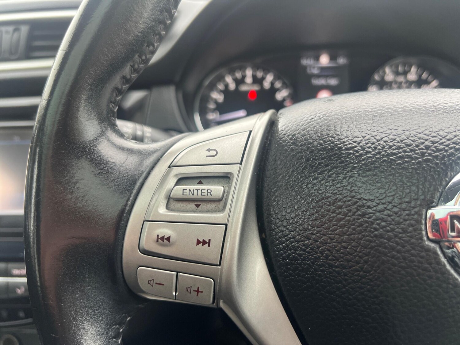 Used Nissan Qashqai 2016 for sale - 77524398: Photo 32