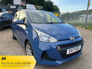 Used Hyundai i10 2017 for sale - 79033653: Photo