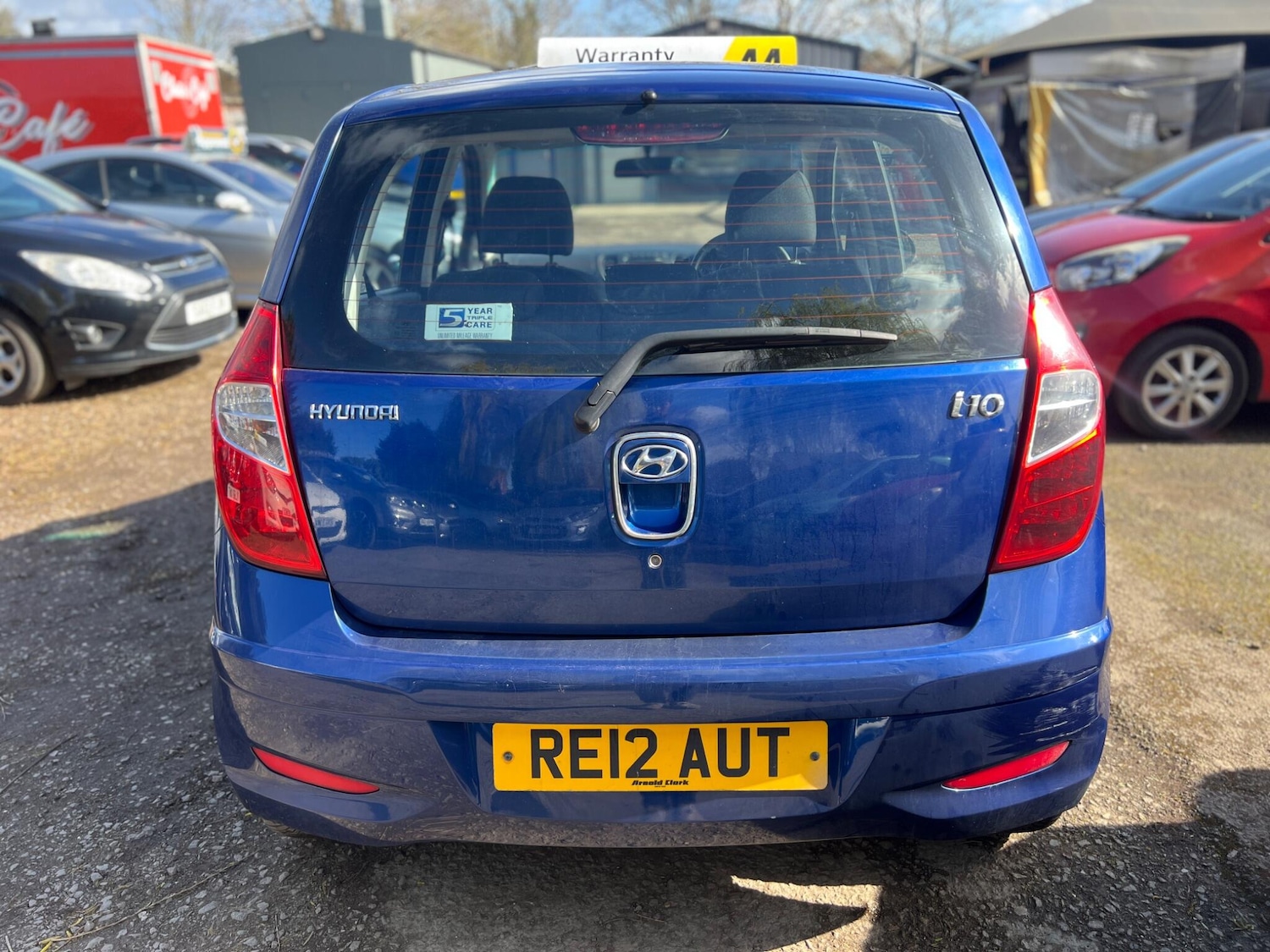 Used Hyundai i10 2012 for sale - 77892350: Photo 11