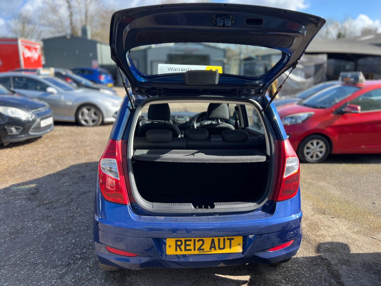 Used Hyundai i10 2012 for sale - 77892350: Photo 12