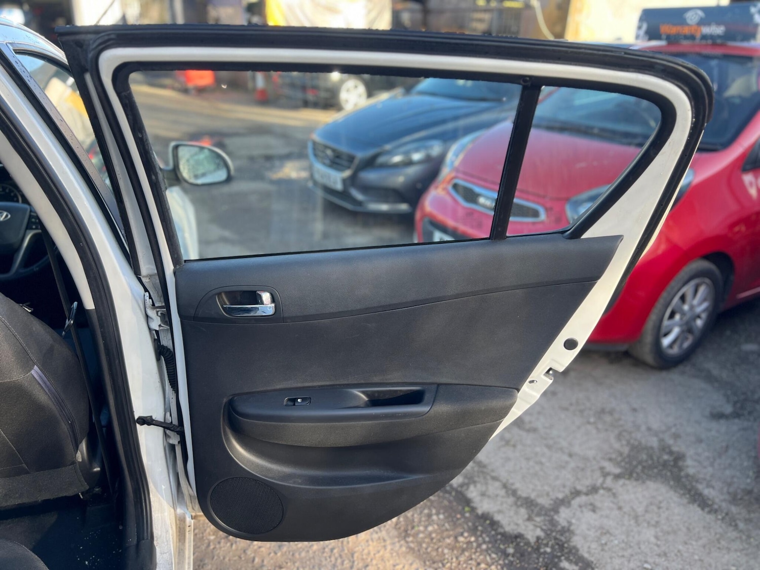 Used Hyundai i20 2013 for sale - 77892123: Photo 10