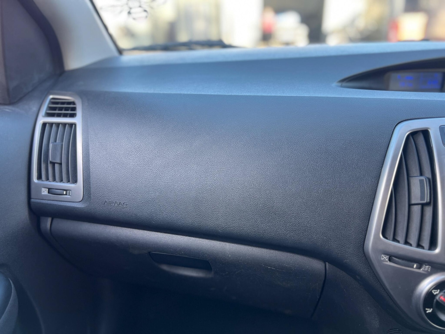 Used Hyundai i20 2013 for sale - 77892123: Photo 22