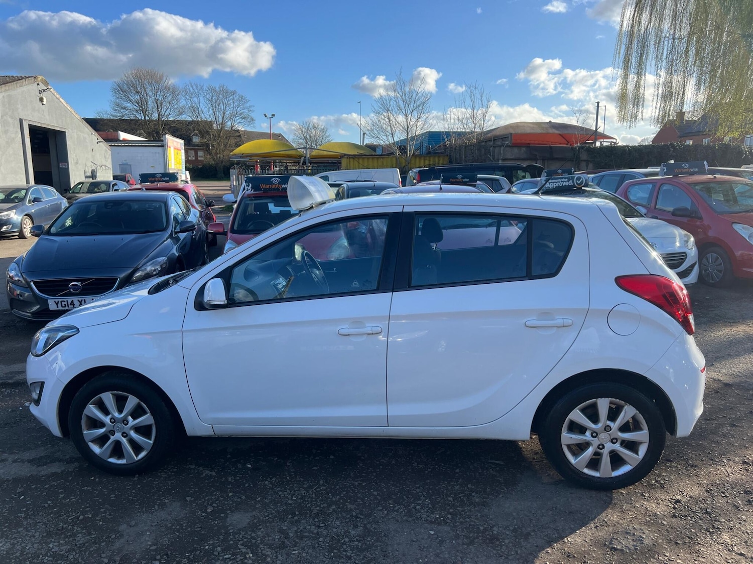 Used Hyundai i20 2013 for sale - 77892123: Photo 4