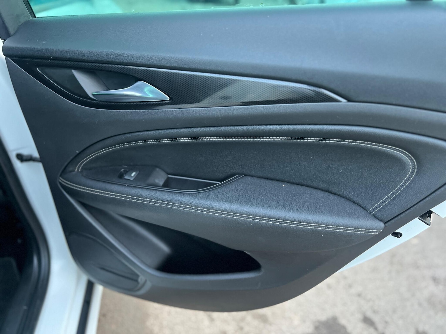 Used Vauxhall Insignia 2017 for sale - 77524928: Photo 14