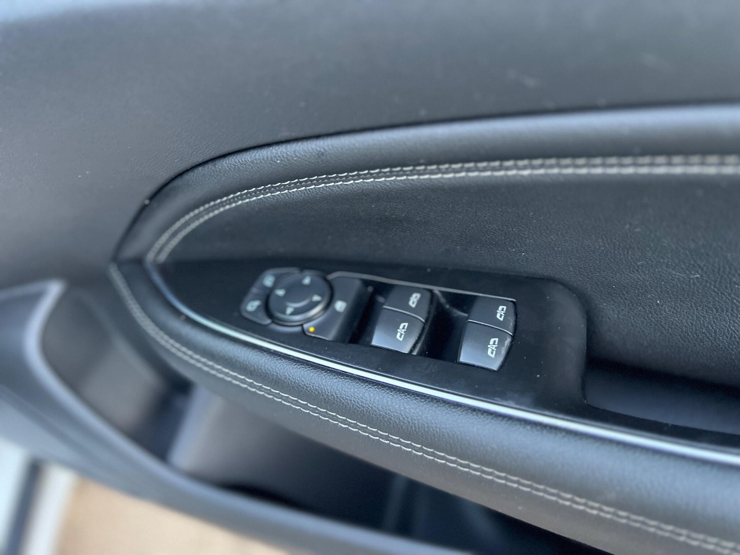 Used Vauxhall Insignia 2017 for sale - 77524928: Photo 24