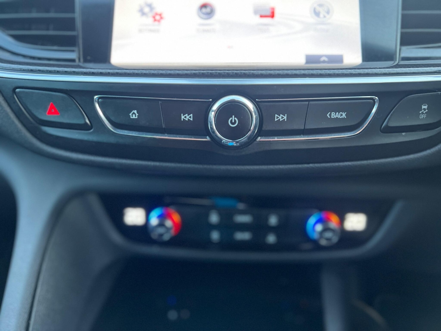 Used Vauxhall Insignia 2017 for sale - 77524928: Photo 27