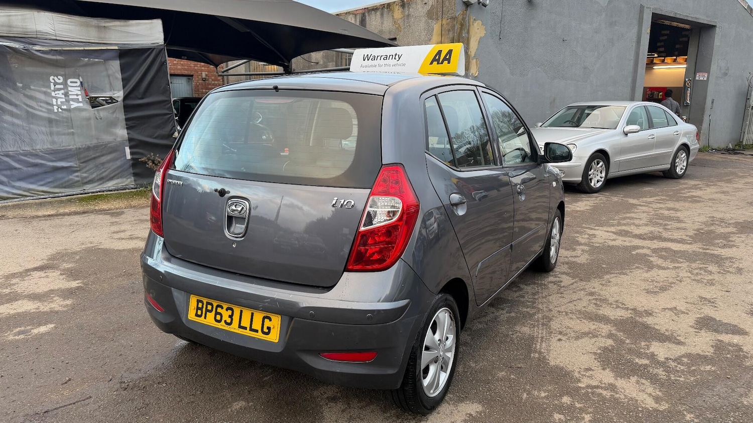 Used Hyundai i10 2014 for sale - 76743318: Photo 10