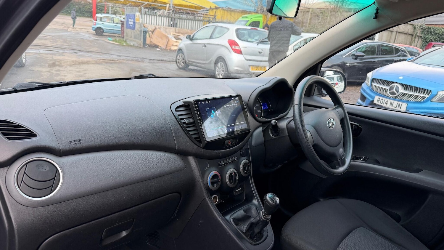 Used Hyundai i10 2014 for sale - 76743318: Photo 17