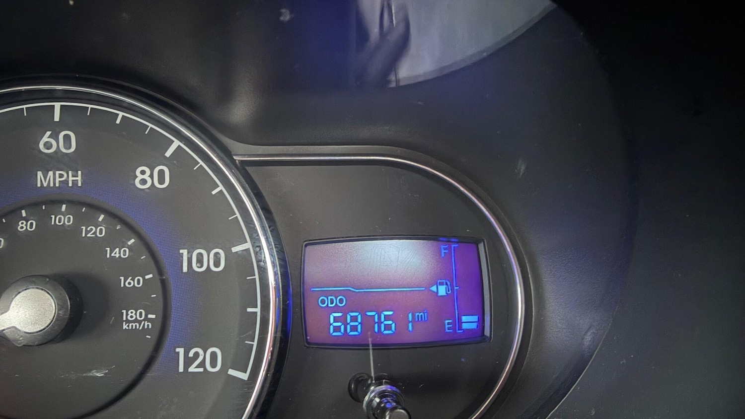 Used Hyundai i10 2014 for sale - 76743318: Photo 24