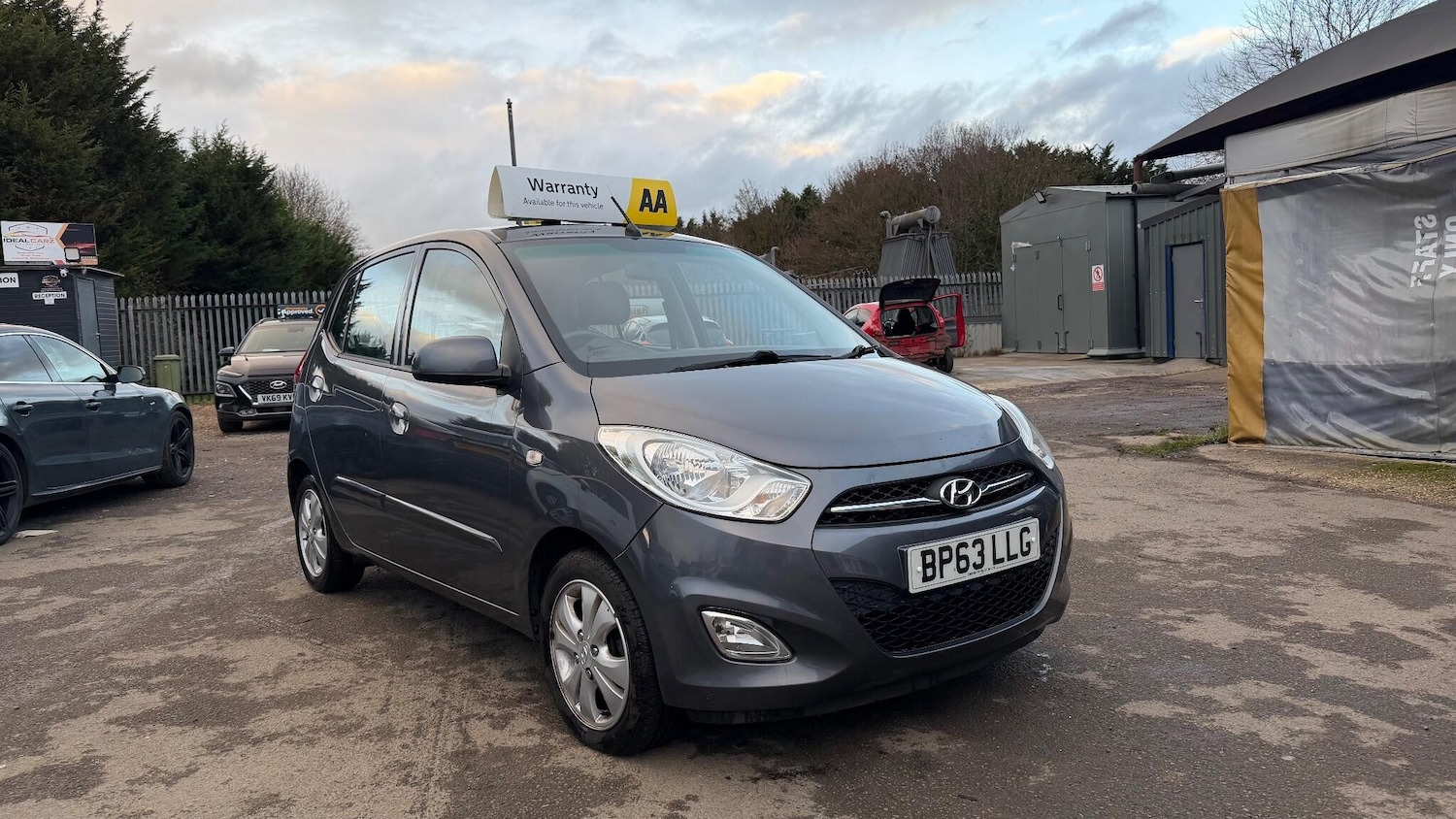 Used Hyundai i10 2014 for sale - 76743318: Photo 6