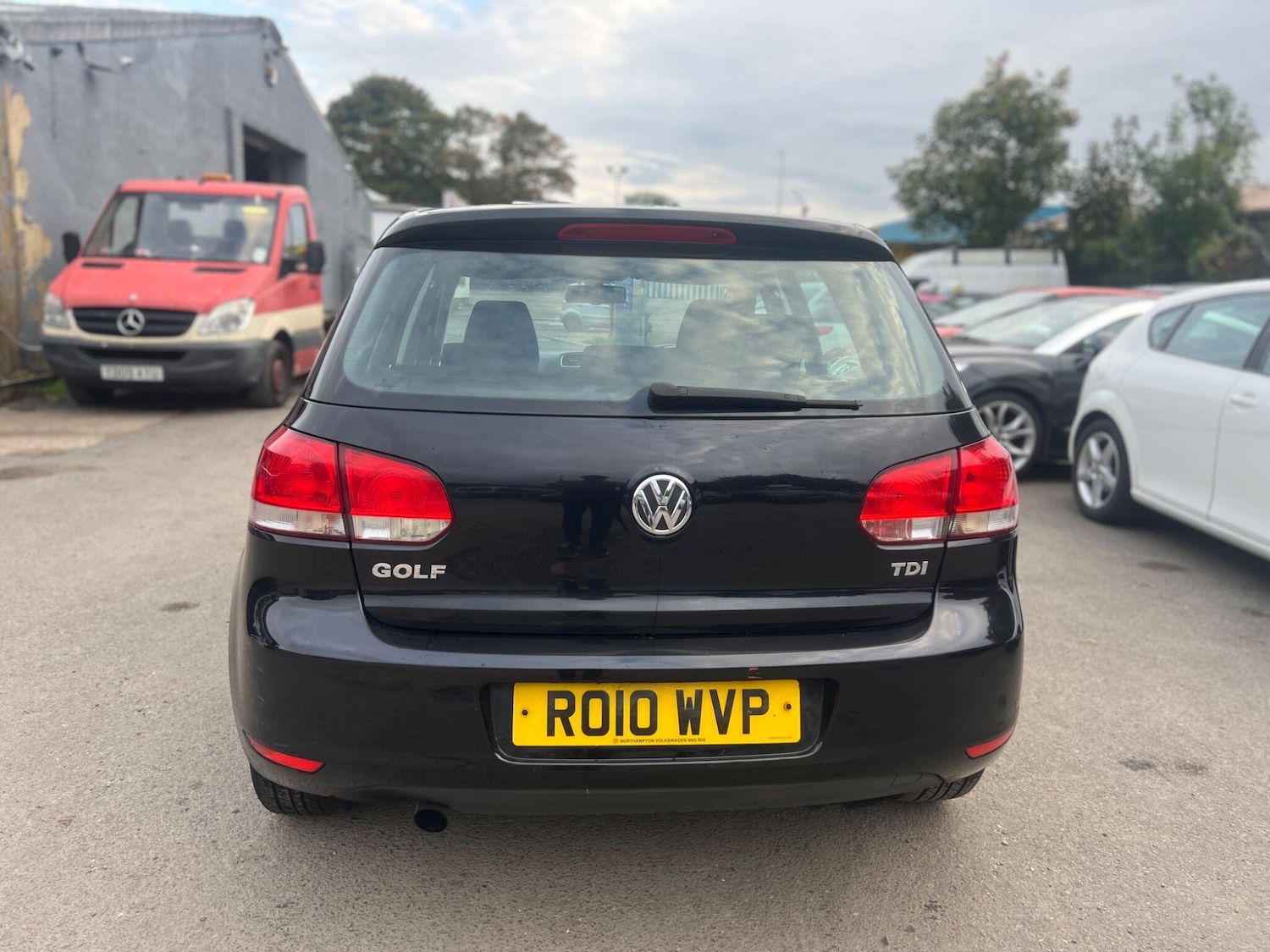Used Volkswagen Golf 2010 for sale - 76152891: Photo 11