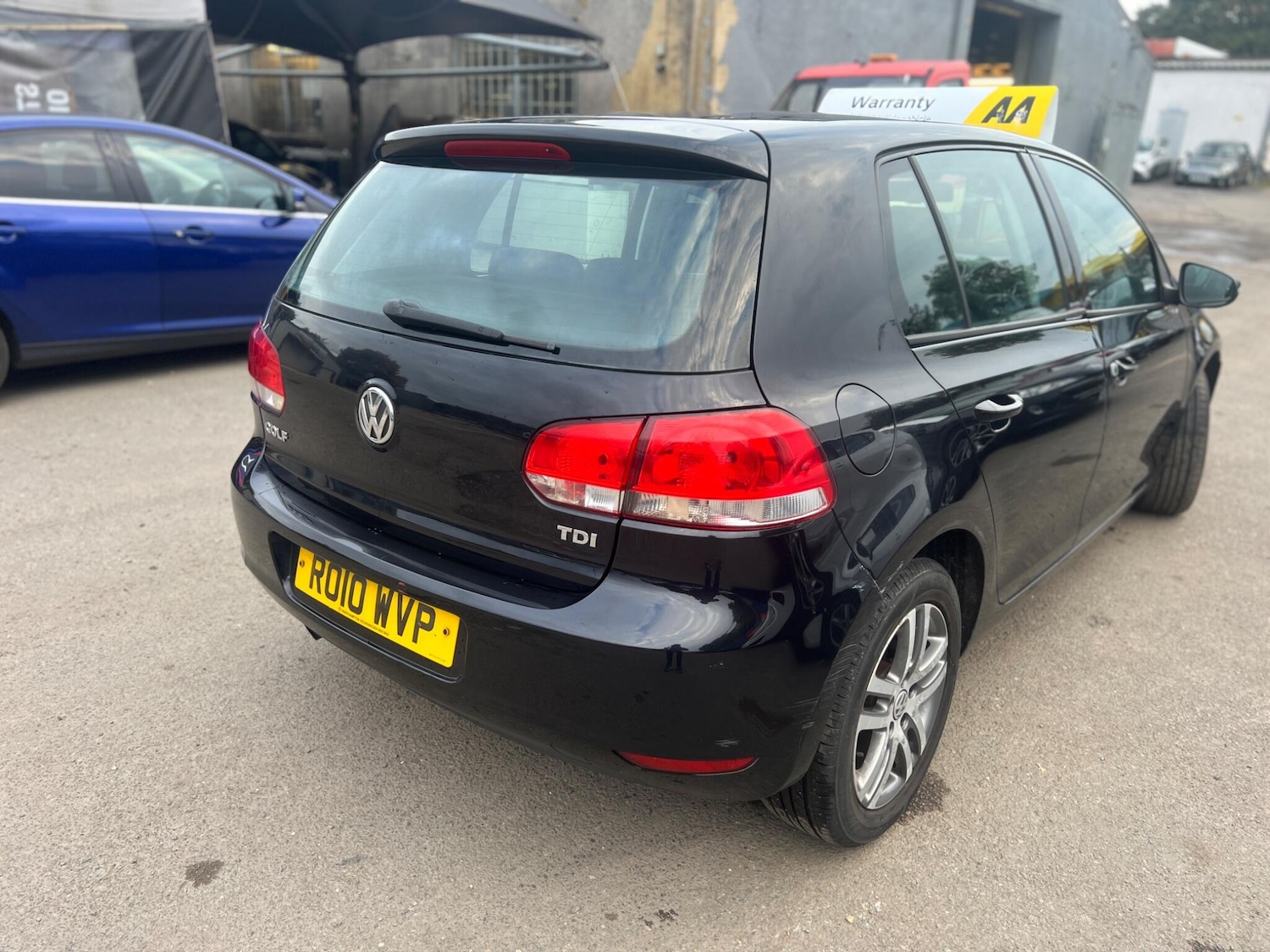 Used Volkswagen Golf 2010 for sale - 76152891: Photo 12