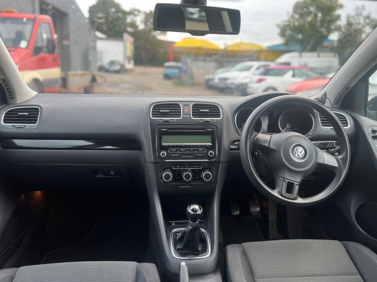 Used Volkswagen Golf 2010 for sale - 76152891: Photo 21