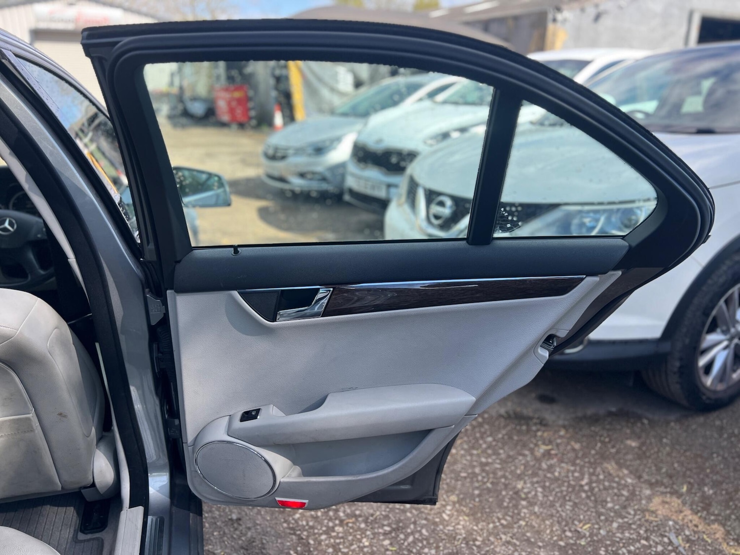 Used Mercedes-Benz C Class for sale - 78215105: Photo 8