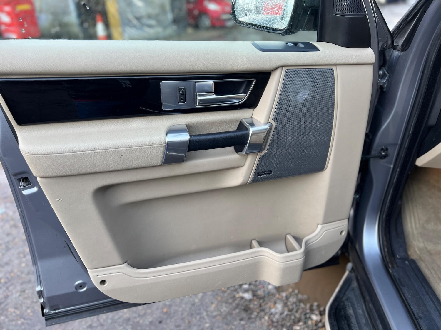 Used Land Rover Discovery 4 2011 for sale - 77574747: Photo 15