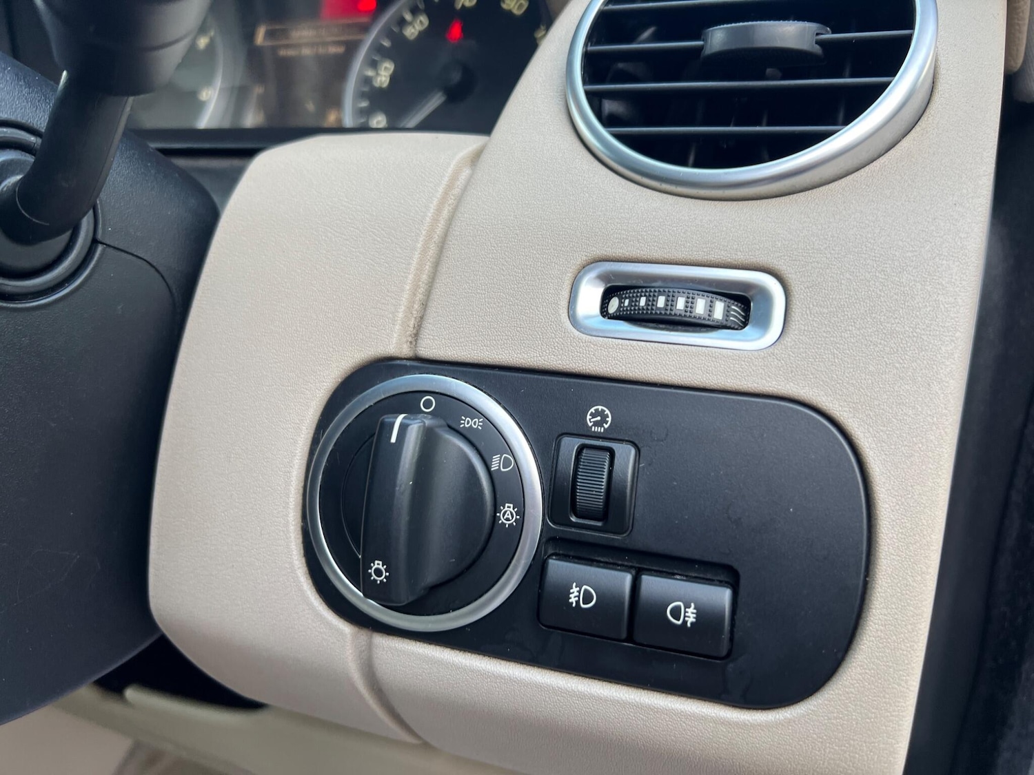 Used Land Rover Discovery 4 2011 for sale - 77574747: Photo 29