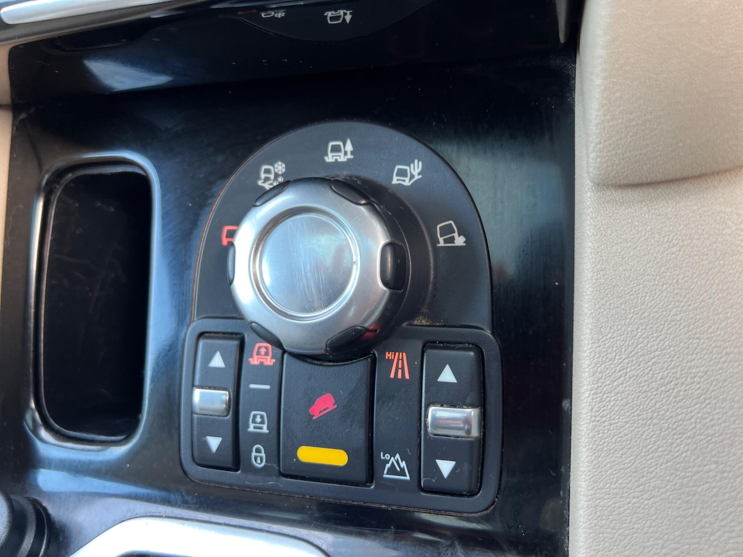 Used Land Rover Discovery 4 2011 for sale - 77574747: Photo 38