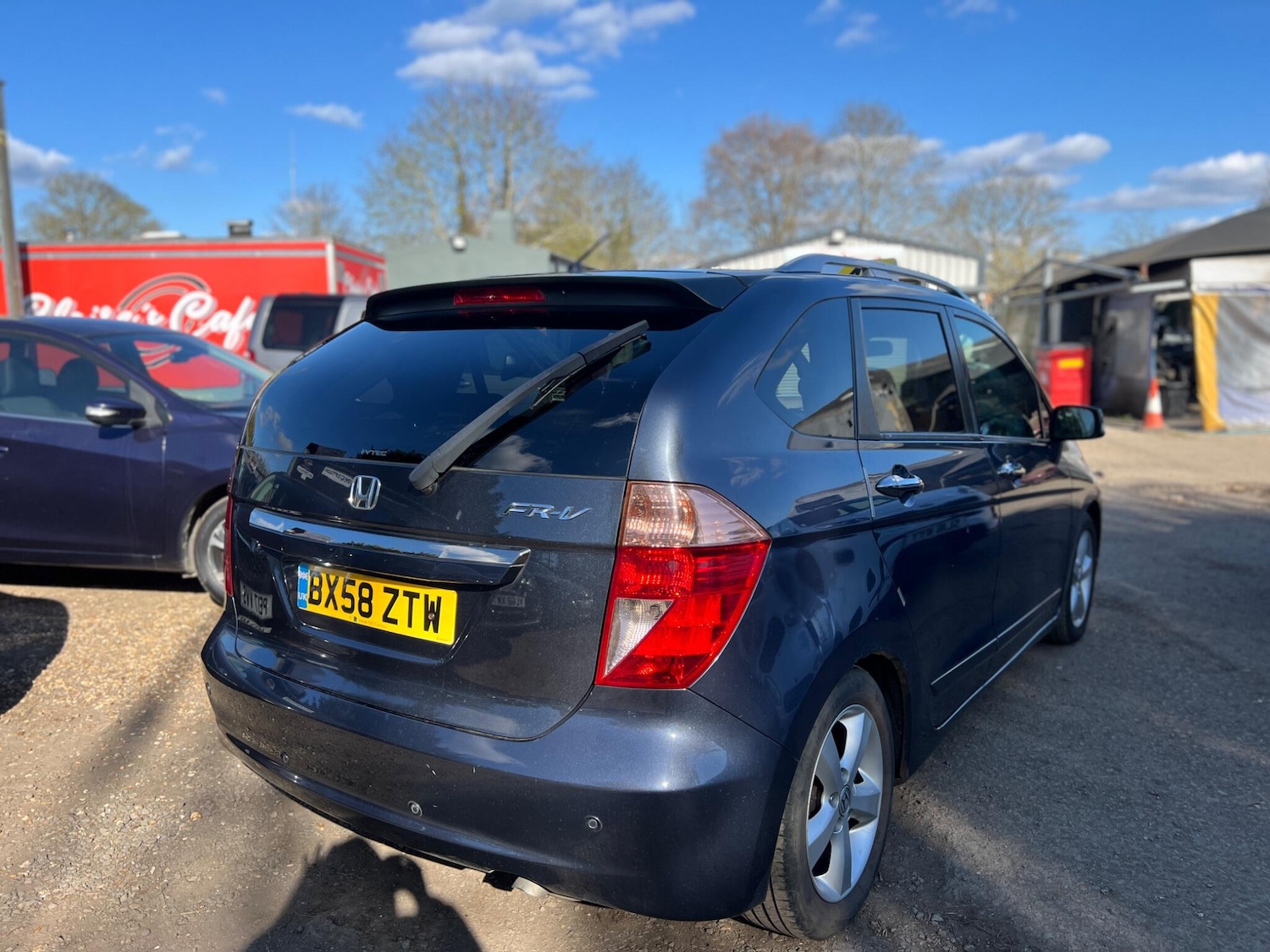 Used Honda FR-V 2009 for sale - 78127562: Photo 4