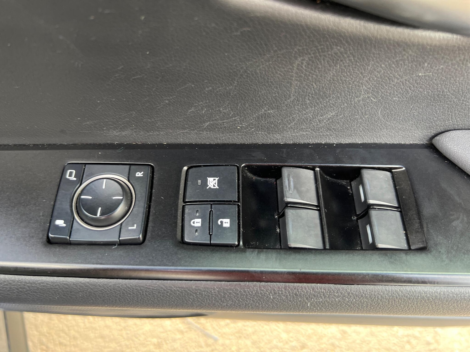 Used Lexus UX 2020 for sale - 76370580: Photo 25