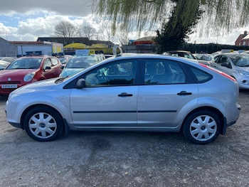 Used Ford Focus 2006 for sale - 77839220: Photo