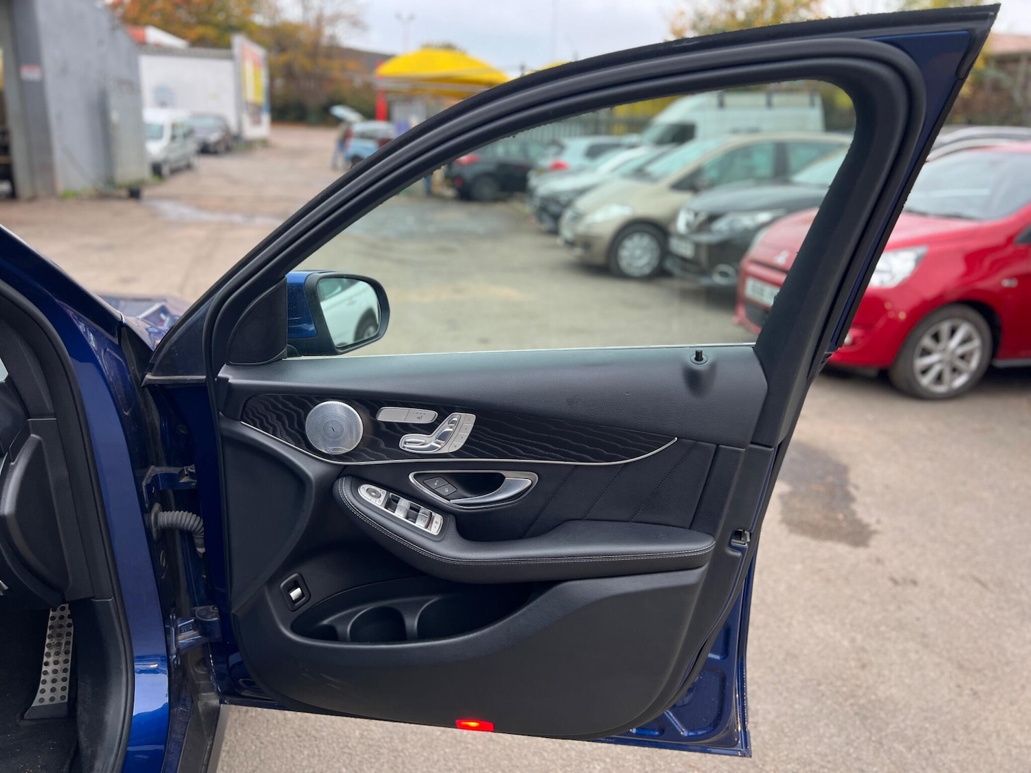 Used Mercedes-Benz GLC 2017 for sale - 76314907: Photo 16