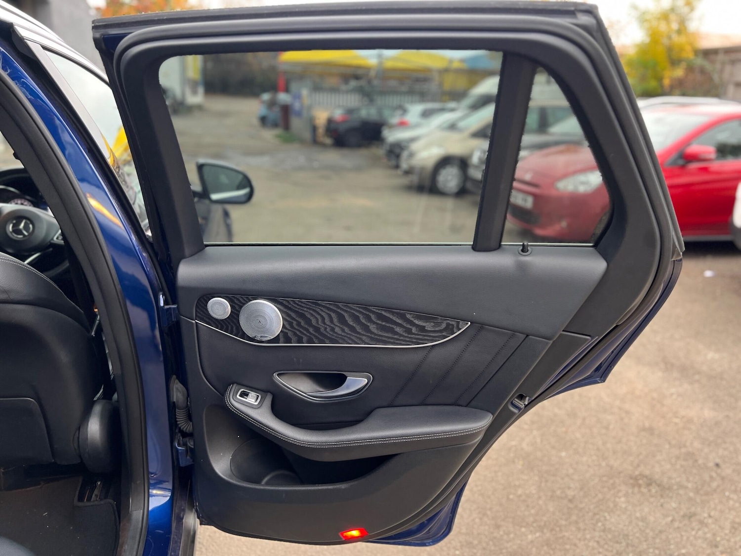 Used Mercedes-Benz GLC 2017 for sale - 76314907: Photo 17