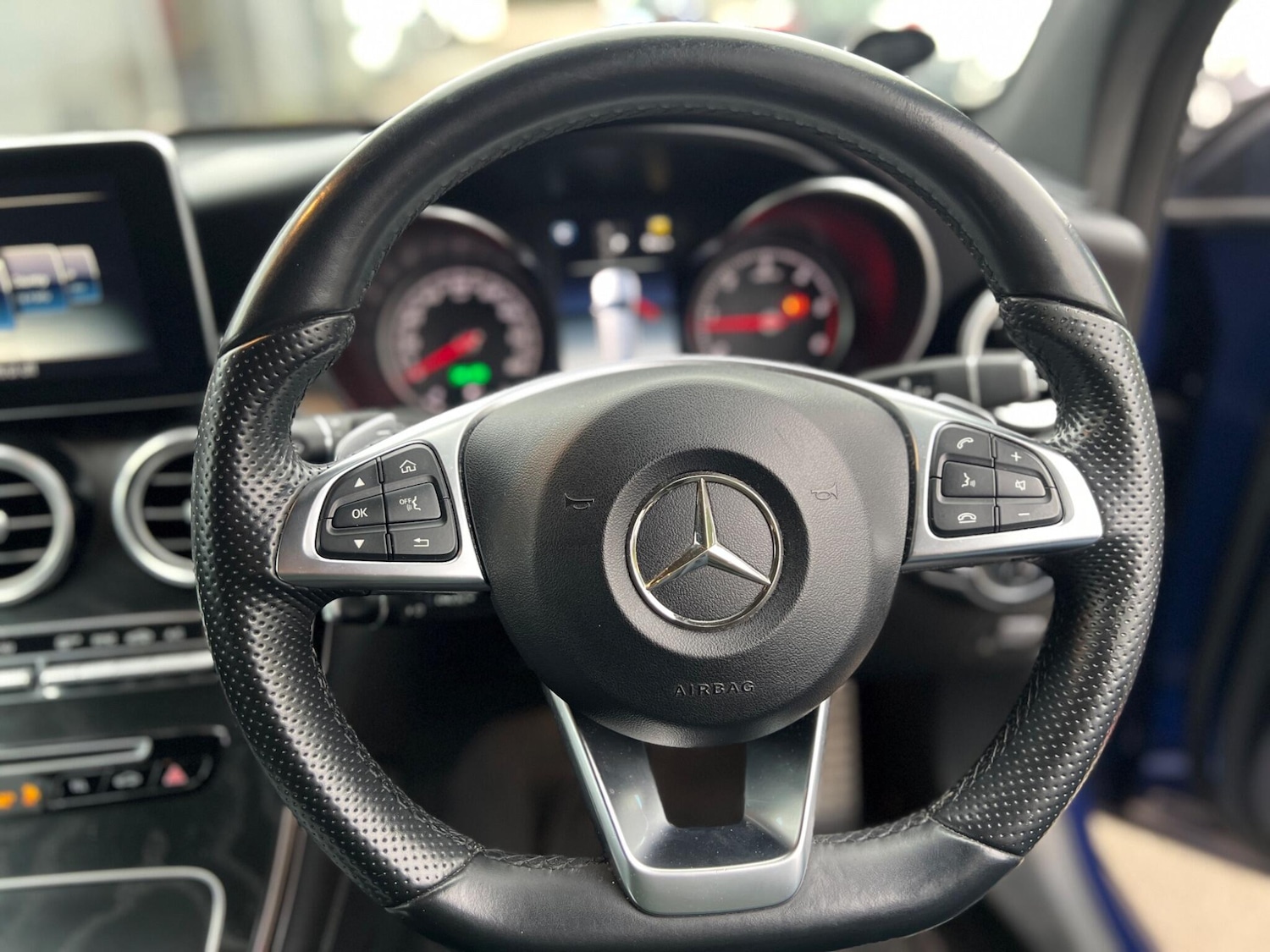 Used Mercedes-Benz GLC 2017 for sale - 76314907: Photo 29