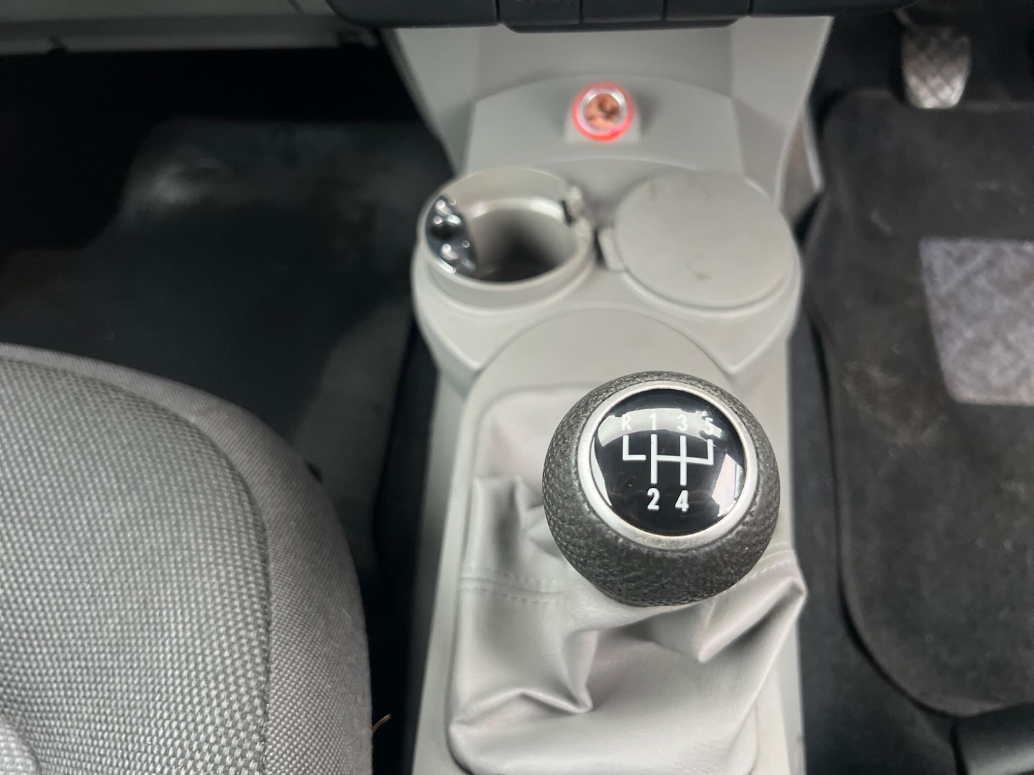 Used Volkswagen Beetle 2005 for sale - 76735468: Photo 28