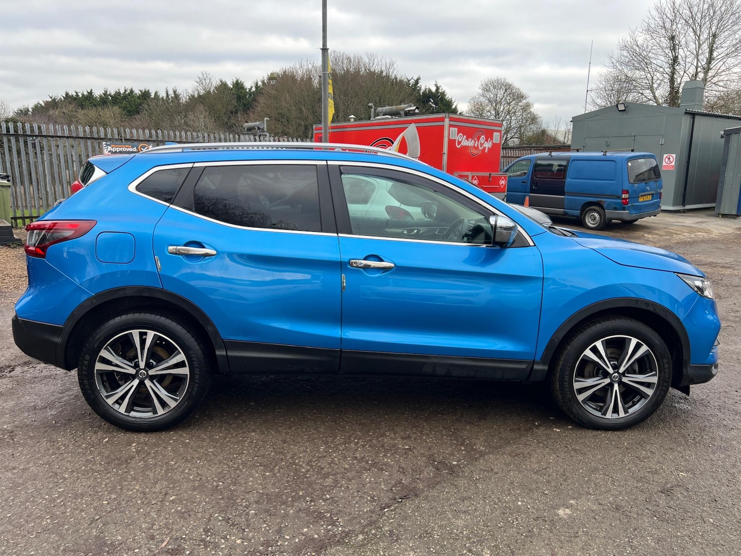 Used Nissan Qashqai 2017 for sale - 77376128: Photo 13