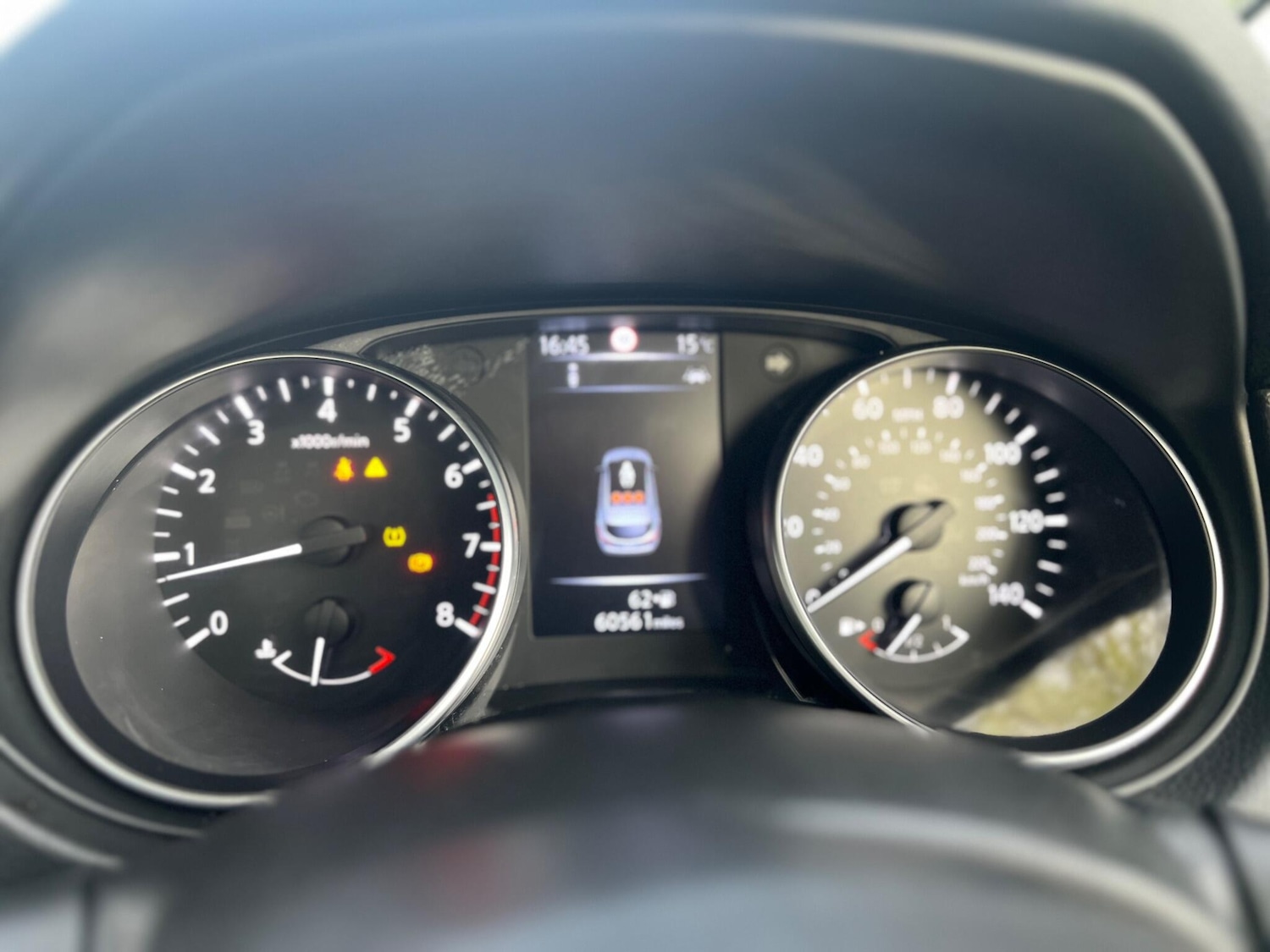 Used Nissan Qashqai 2017 for sale - 77768582: Photo 25