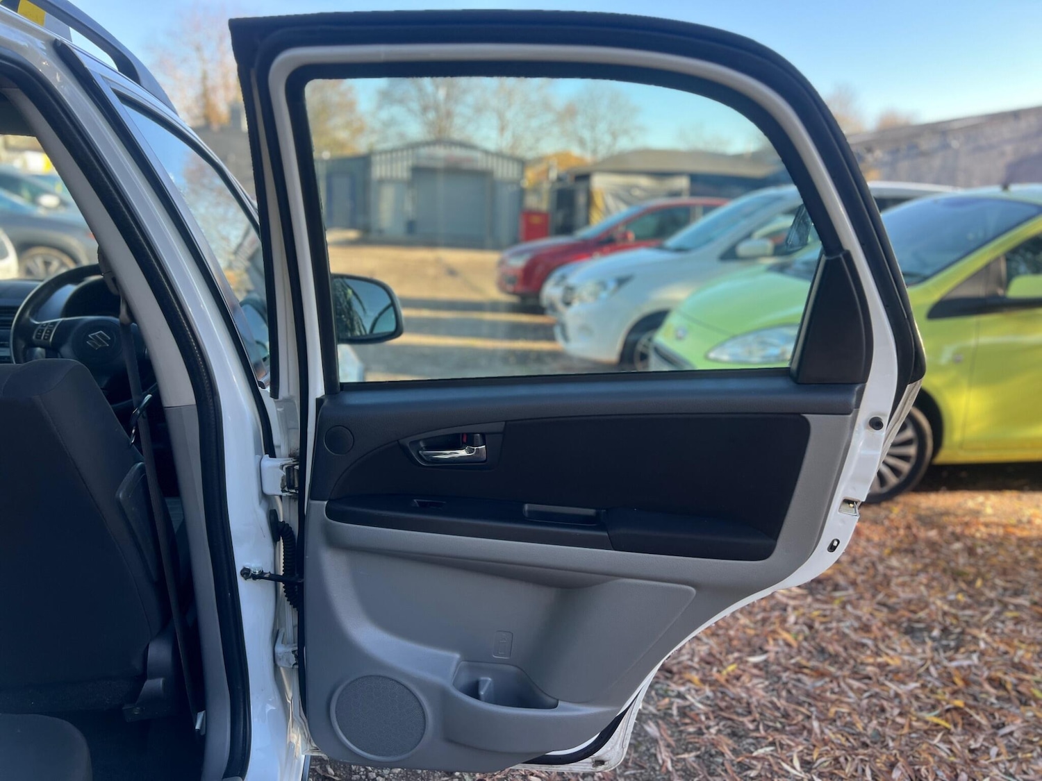 Used Suzuki SX4 2013 for sale - 76620469: Photo 16