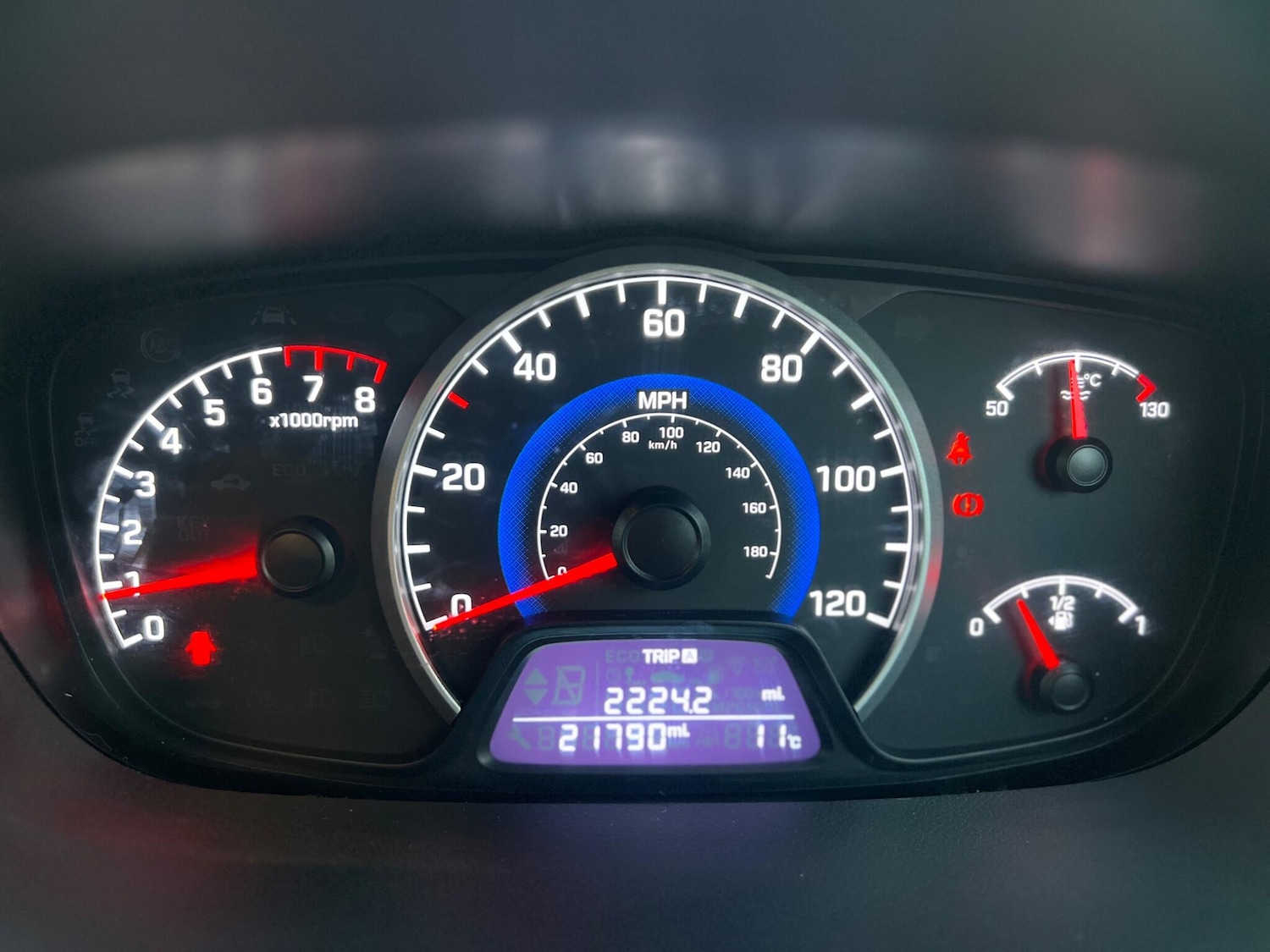 Used Hyundai i10 2018 for sale - 76850221: Photo 26