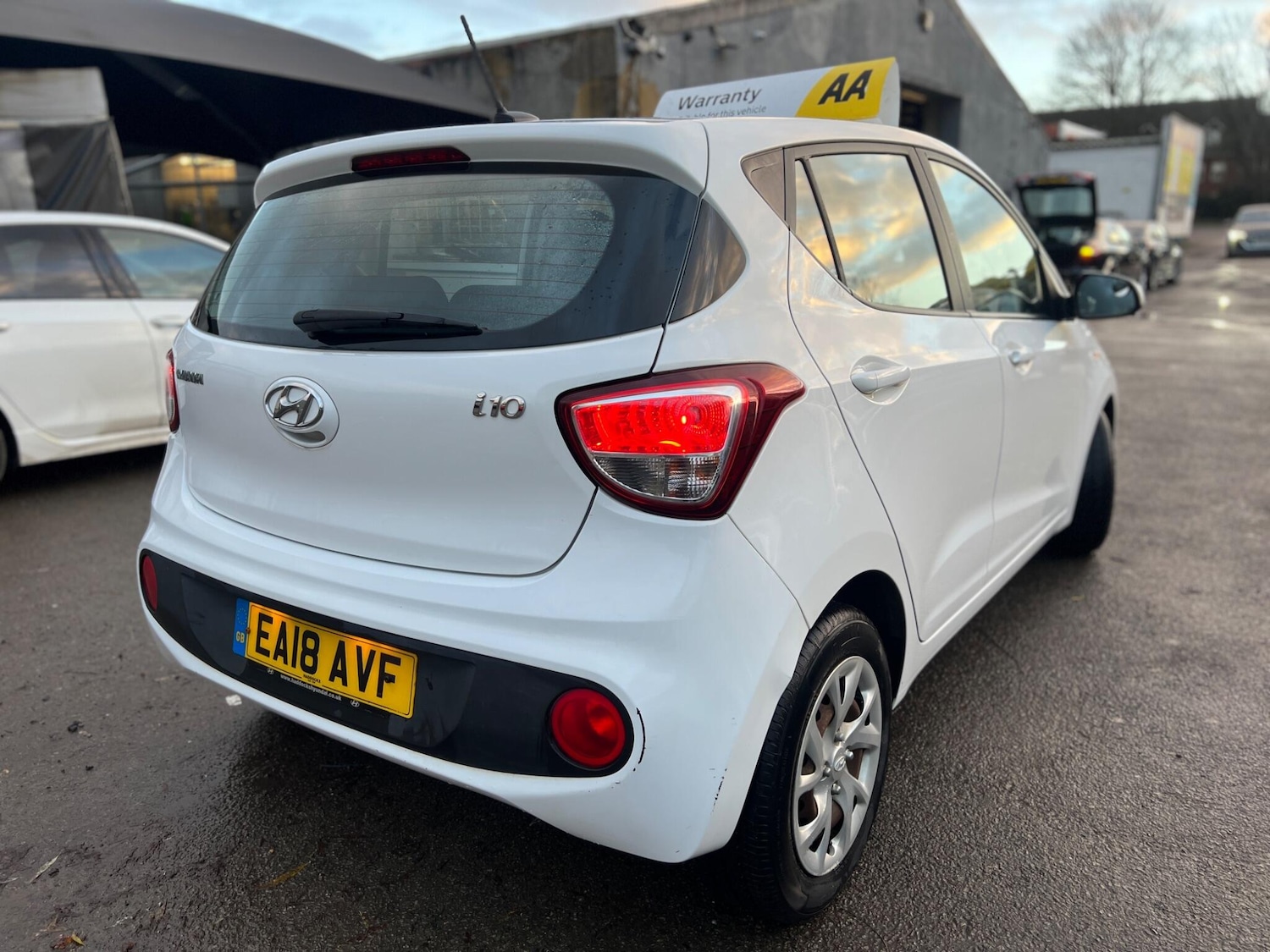 Used Hyundai i10 2018 for sale - 76850221: Photo 9