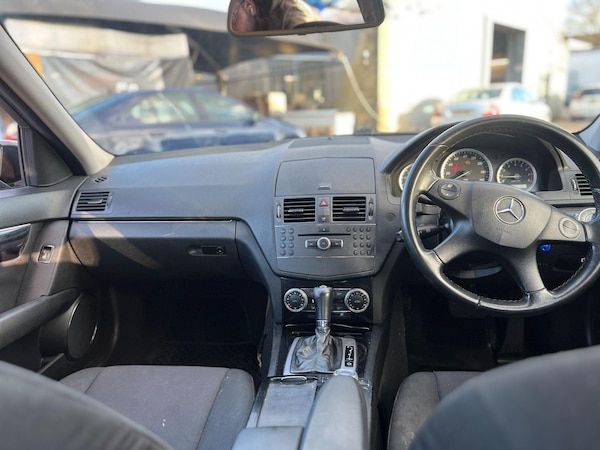 Used Mercedes-Benz C Class 2009 for sale - 75463988: Photo 23
