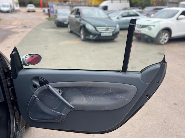 Used smart fortwo 2004 for sale - 76226176: Photo 14