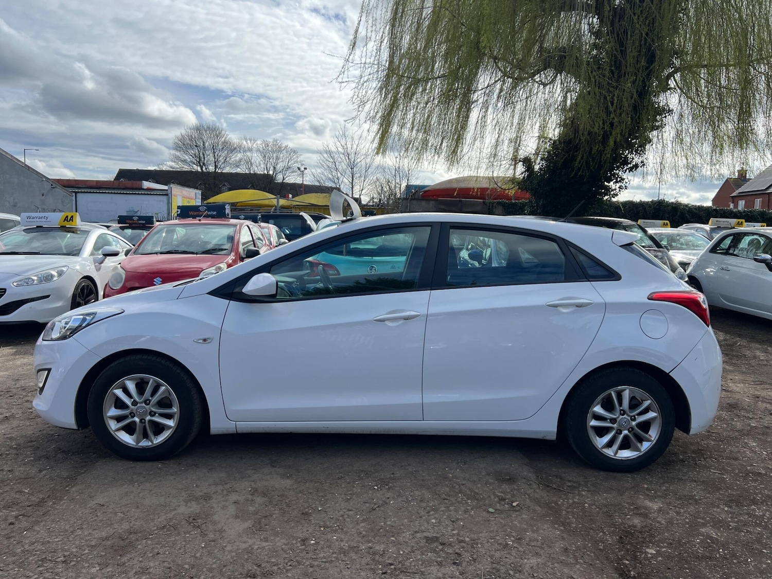 Used Hyundai i30 2012 for sale - 77823983: Photo 2