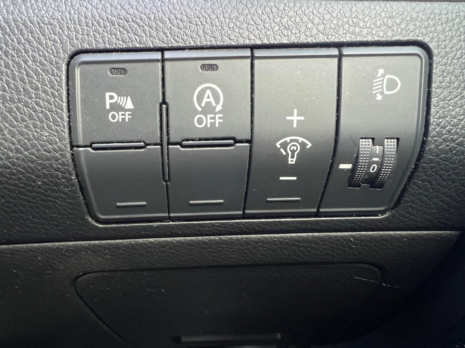 Used Hyundai i30 2012 for sale - 77823983: Photo 21