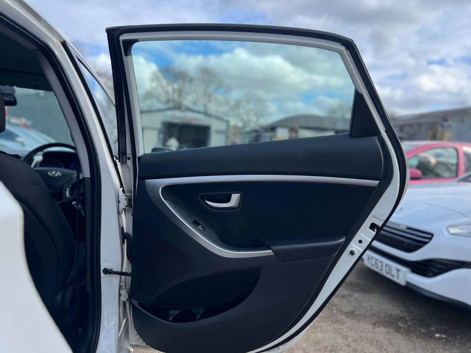 Used Hyundai i30 2012 for sale - 77823983: Photo 8